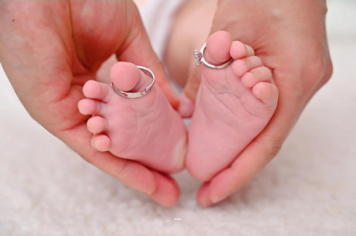 来宾孕妇怎样预防妊娠纹